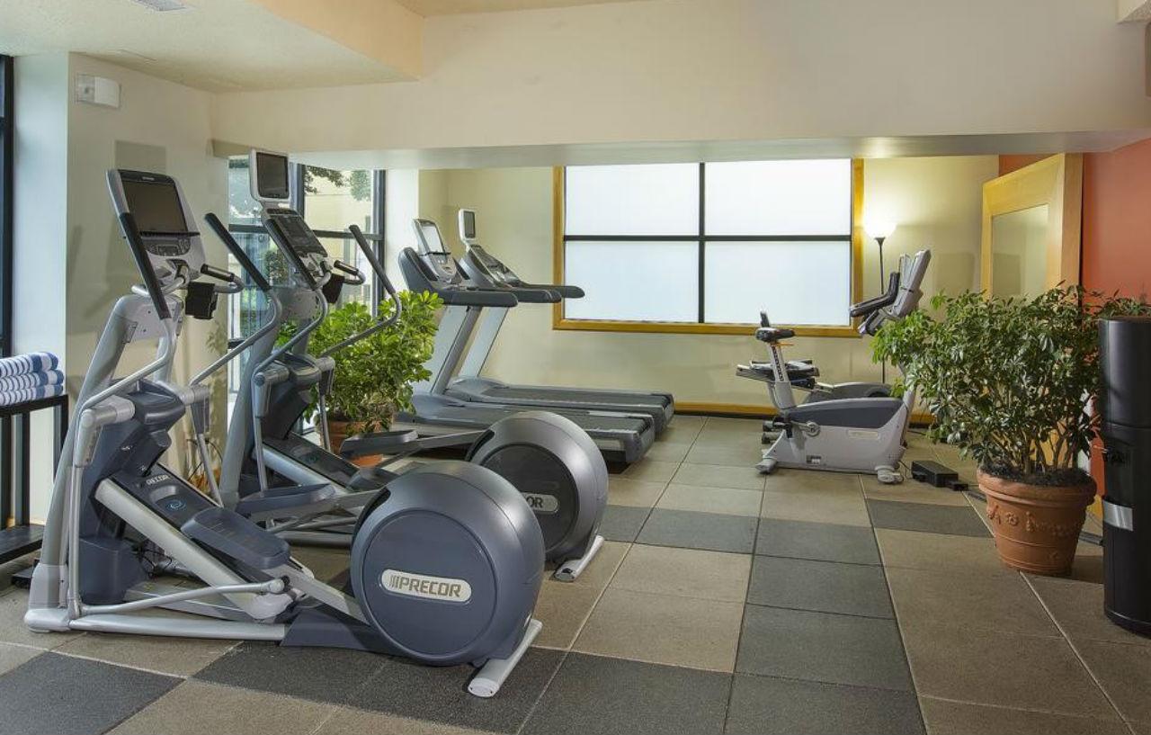 Hotel Doubletree By Hilton Charlotte Airport Esterno foto