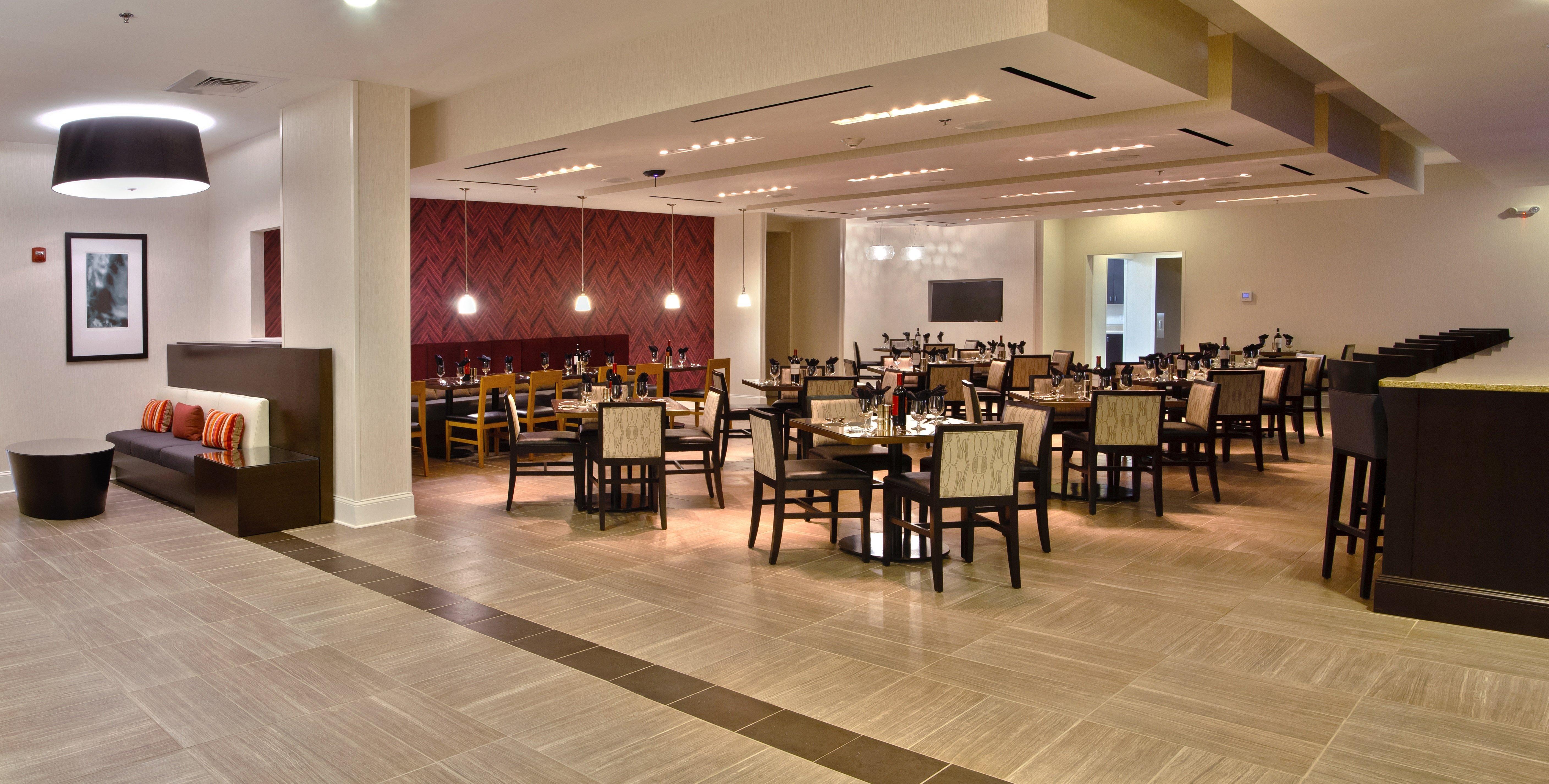 Hotel Doubletree By Hilton Charlotte Airport Esterno foto